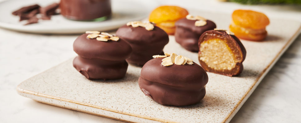 Aprikosen-Hafer-Pralinen